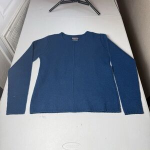 blue Patagonia brand crew neck pullover sweater women’s Sz XS used